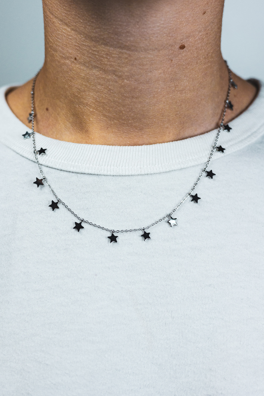 STELLE LIBERE – Collana con charm stelline